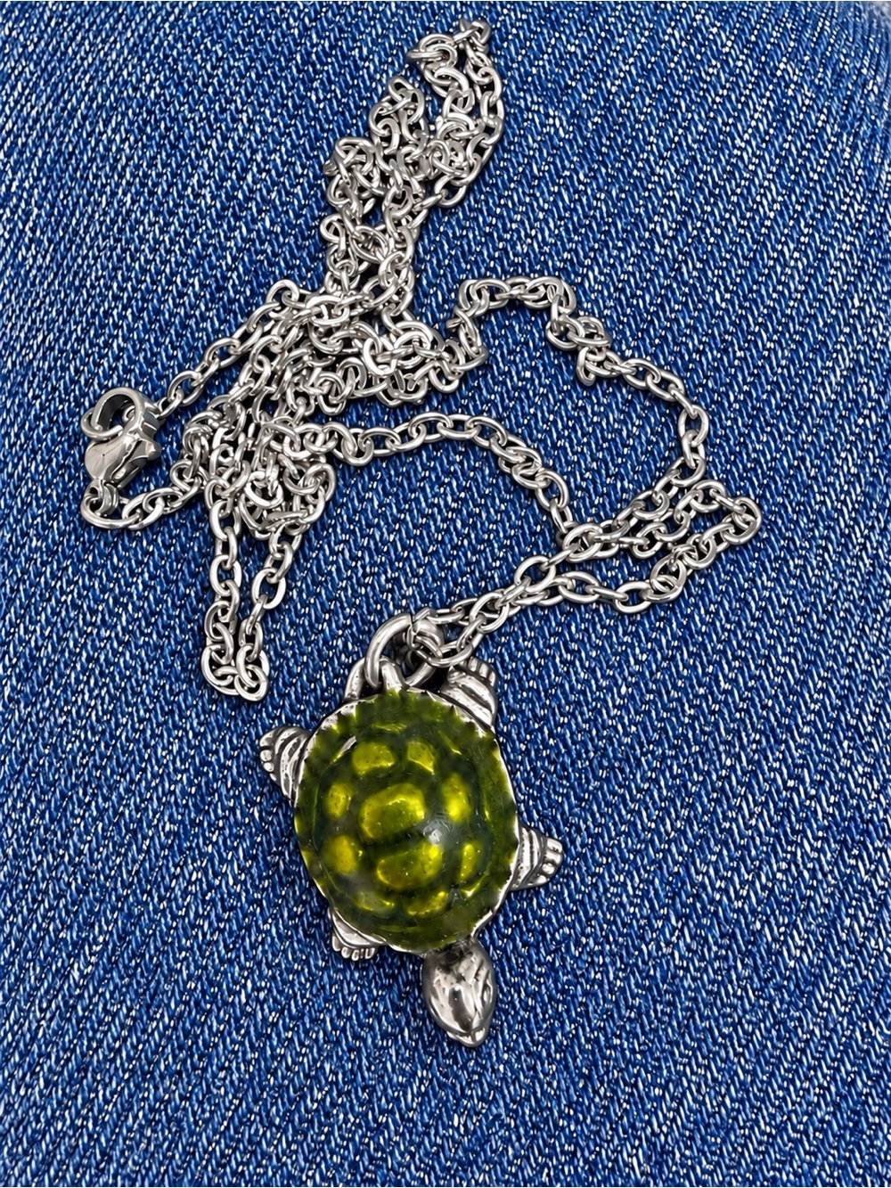 Silver Tone Olive Green Turtle Pendant Necklace